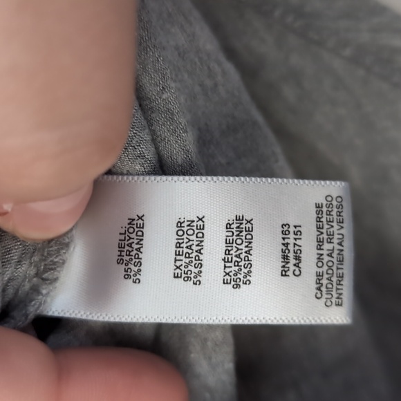 Calving Klein gray tank top - Picture 4 of 4